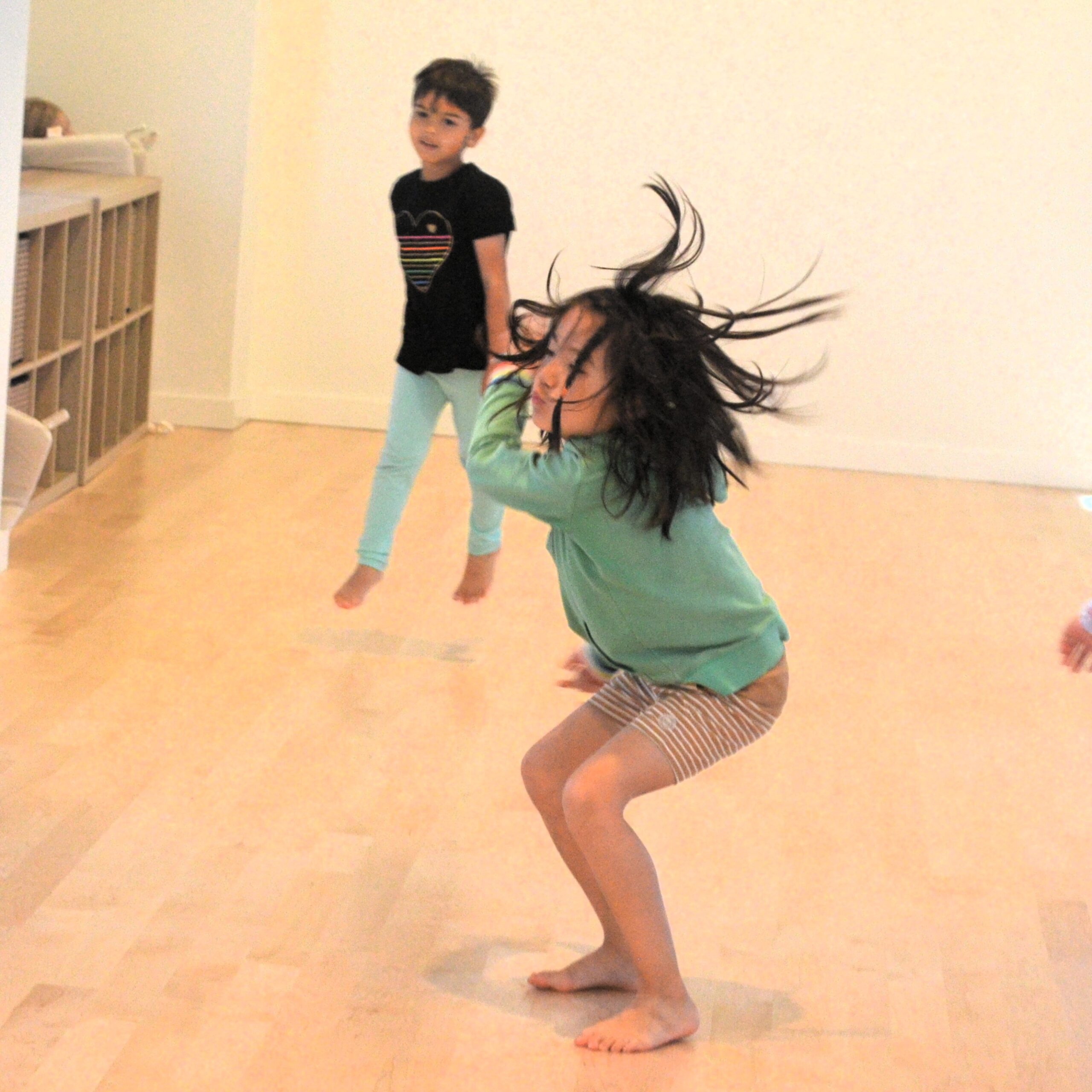 Perfect/Imperfect Video Lessons – Video 6: Sharp & Smooth for 5-7 year olds (1 week Access)